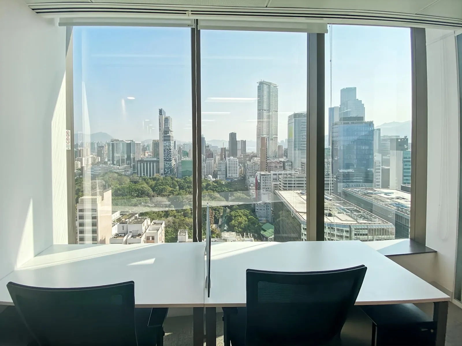 Signature at The Gateway Sunlife Tower, Tsim Sha Tsui, photo 4
