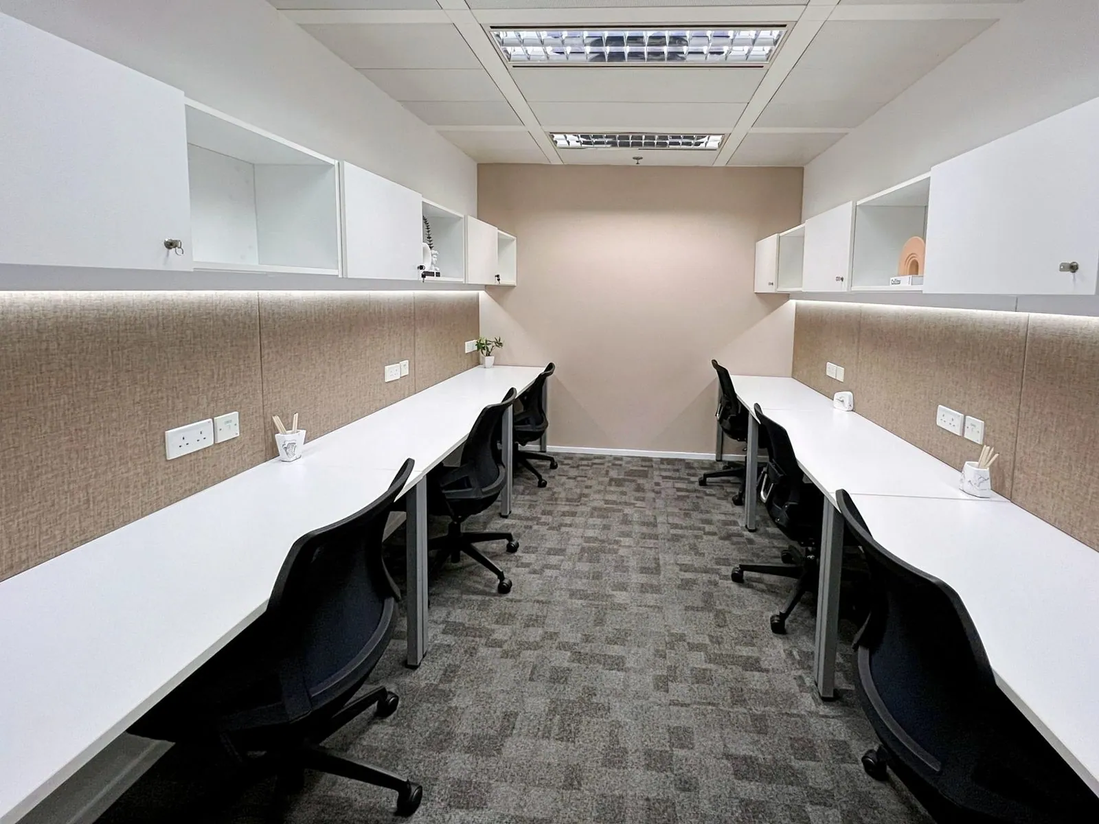 Regus at 181 Queen’s Road Central, Regus, Central, photo 3