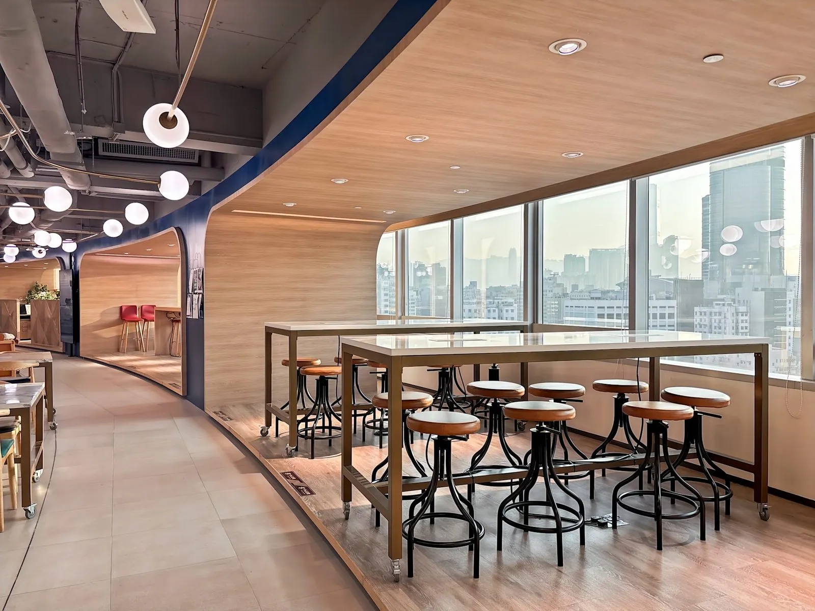 Regus at Grand Century Place 2, Mong Kok, photo 2