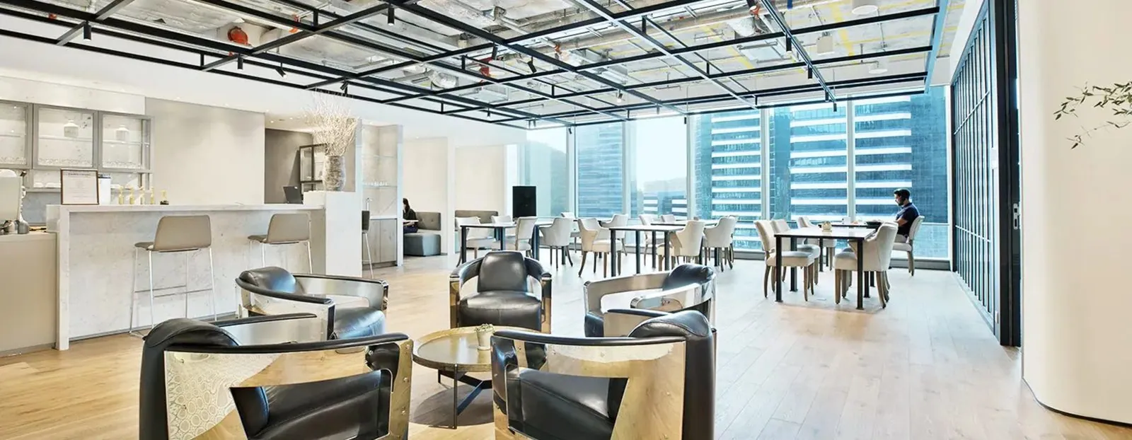 The Executive Centre at One Island East, Quarry Bay, photo 4