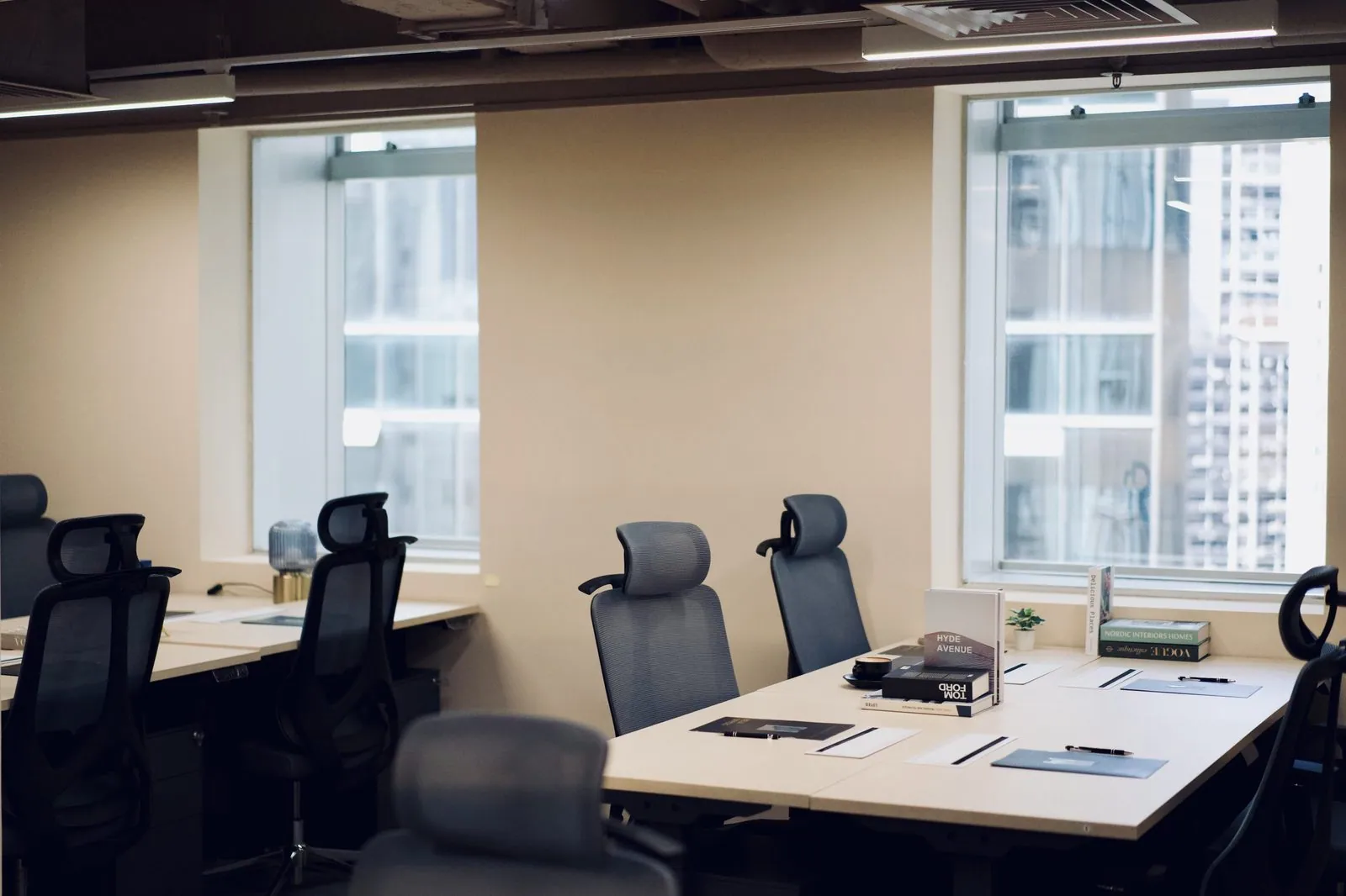 Bela Offices at New World Tower, Bela Offices, Central