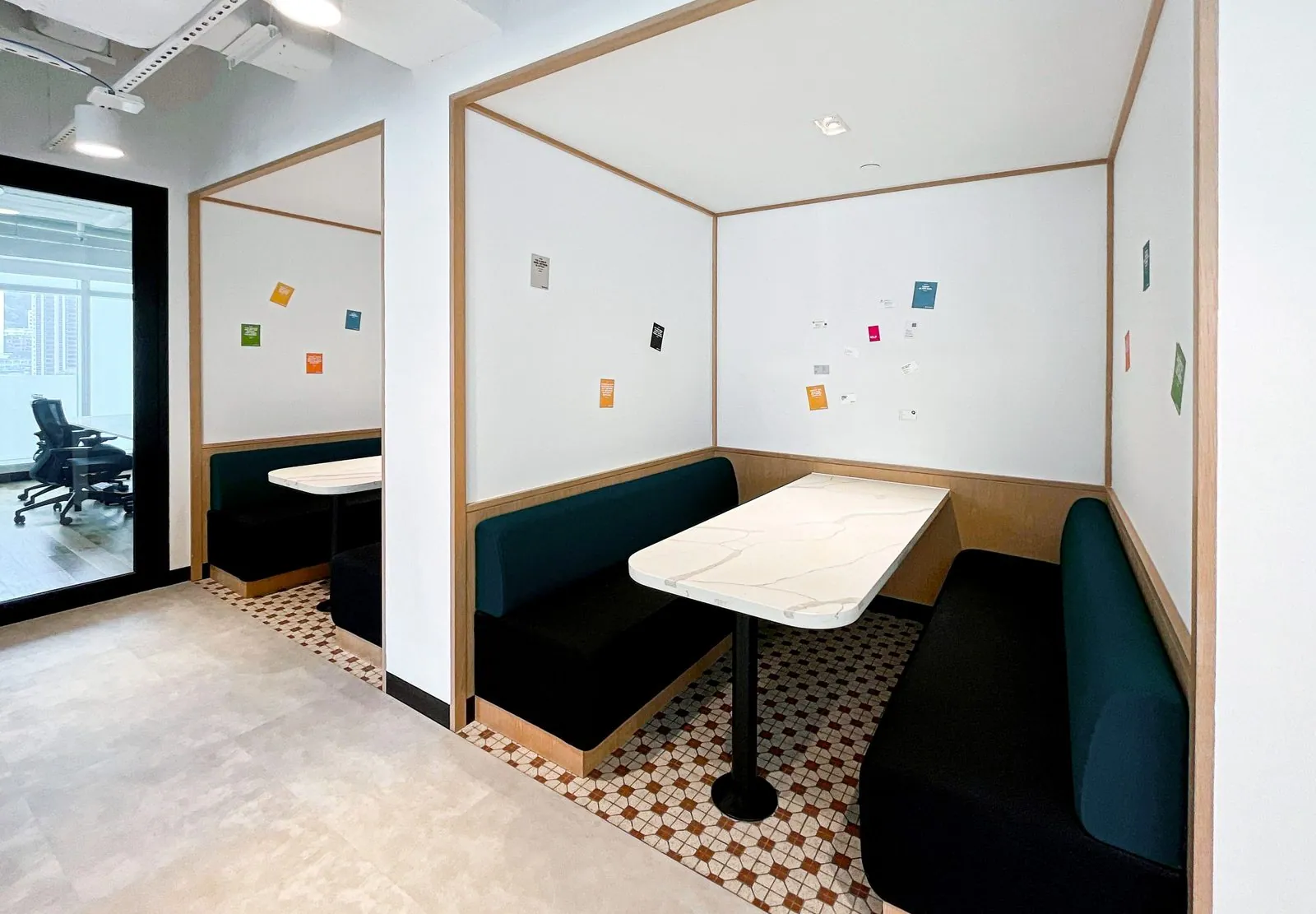 Spaces at LKF Tower, Central, photo 3