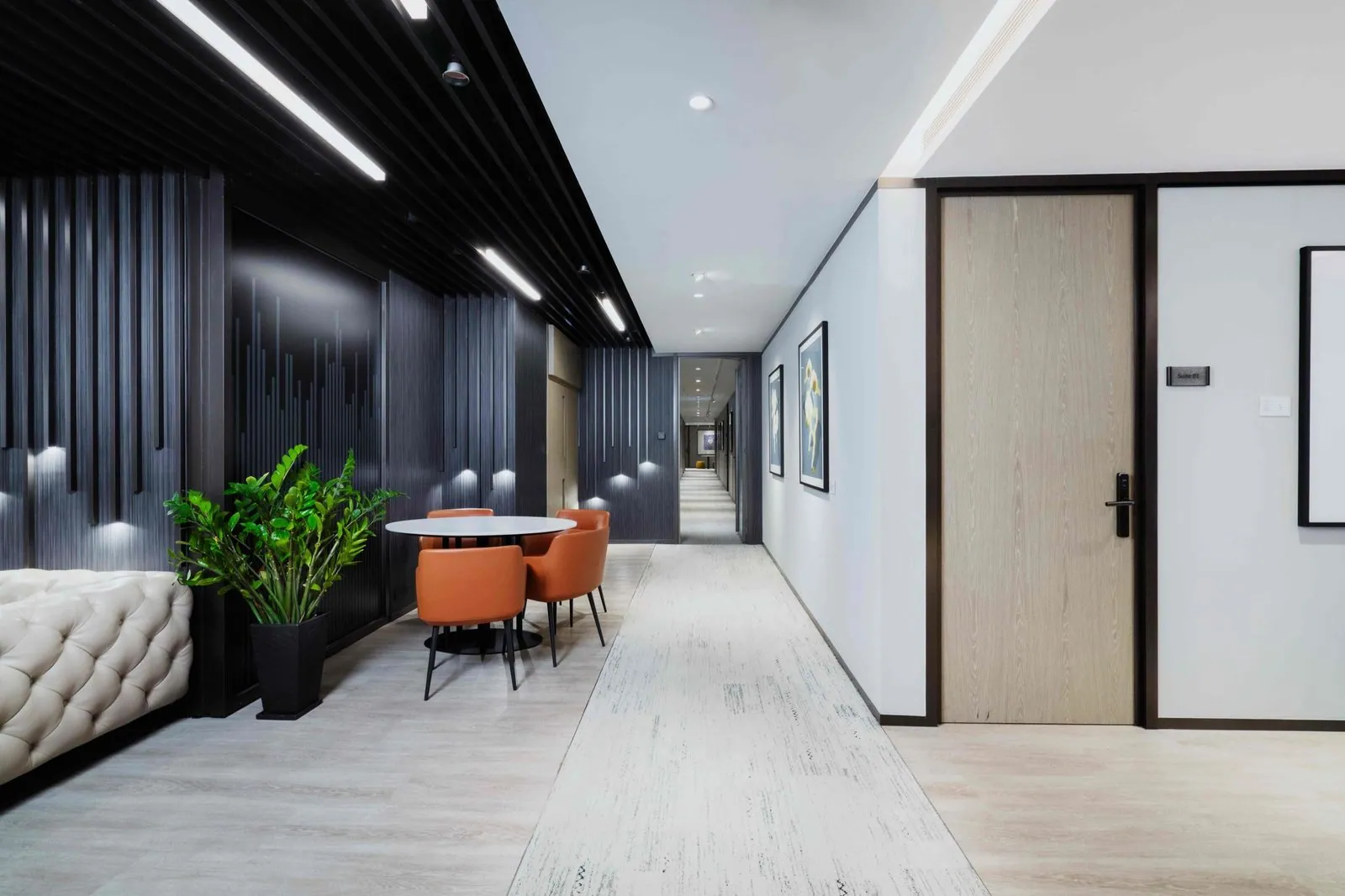 Eaton Club at Great Eagle Centre, Wan Chai, photo 4