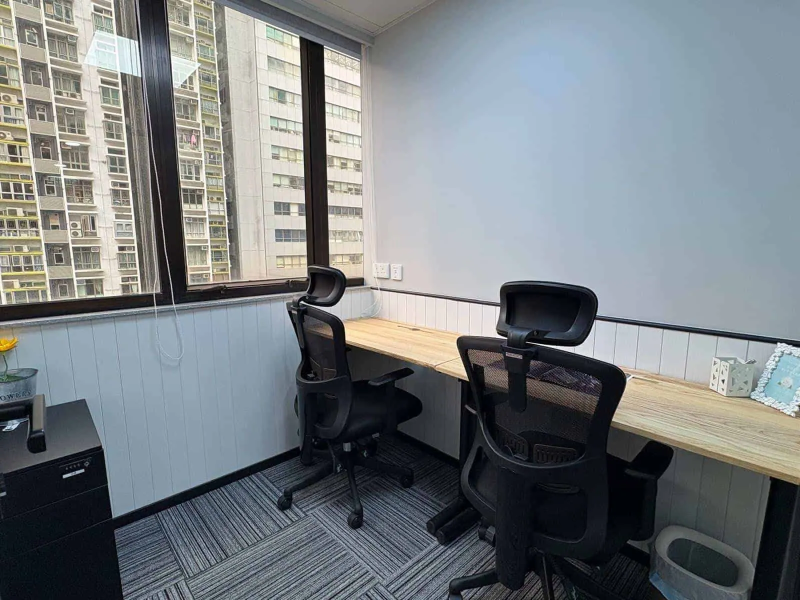 Capital Business Centre at On Hong Commercial Centre, Wan Chai