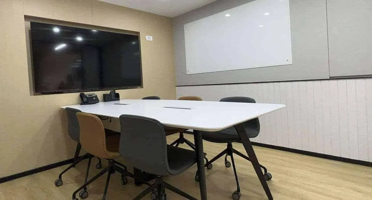 Capital Business Centre at V Heun Building, Capital Business Centre, Central, photo 4
