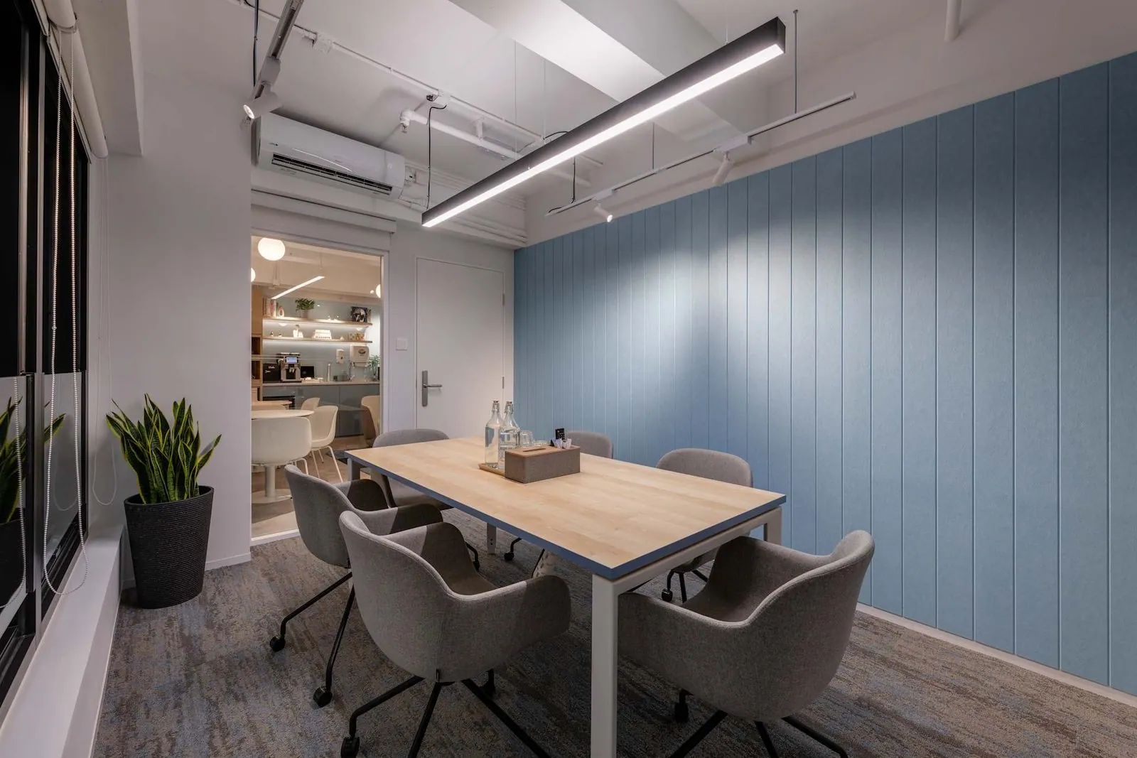 HQ at The Voeux, Central, photo 2