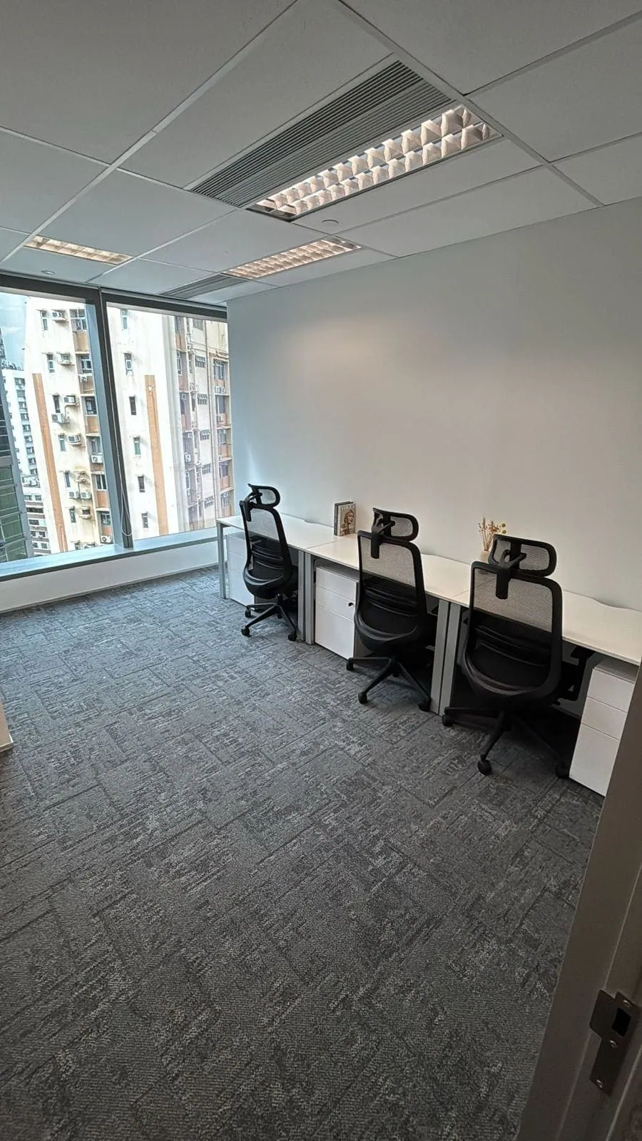 Regus at 8 Observatory Road, Tsim Sha Tsui, photo 5