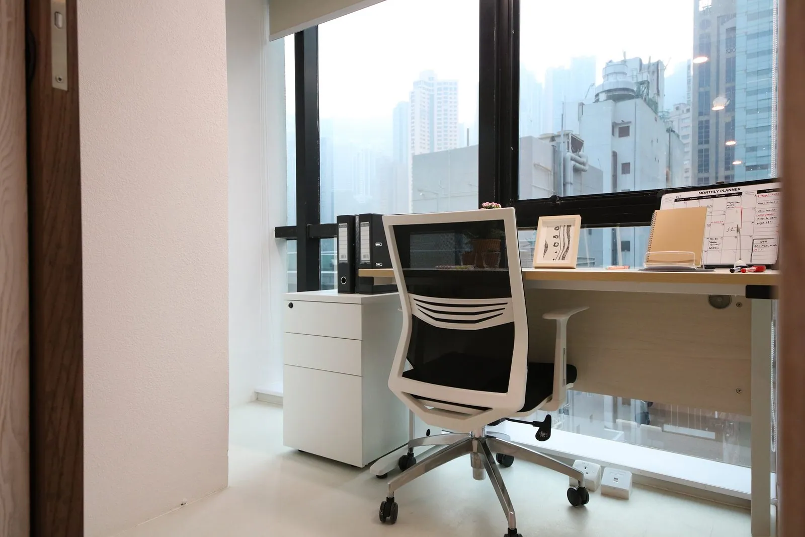 Metro Workspace at Silver Fortune Plaza, Central