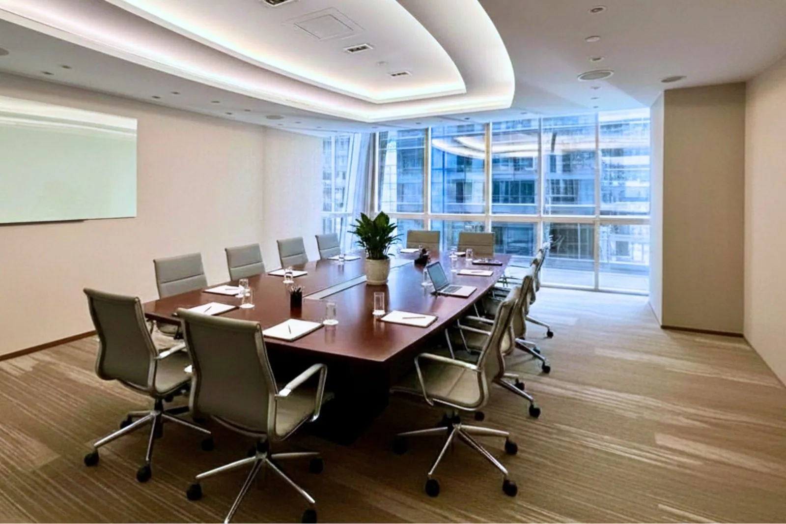 Bela Offices at China Minmetals Tower, Tsim Sha Tsui, photo 4